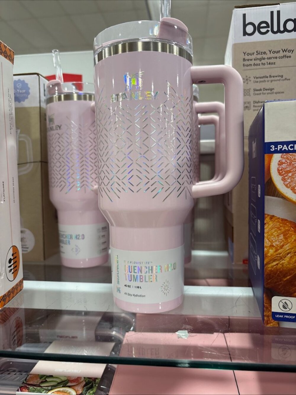 Stanley FlowState Quencher H2.0 40oz Pink Stainless Tumbler Handle Straw - Picture 6 of 6